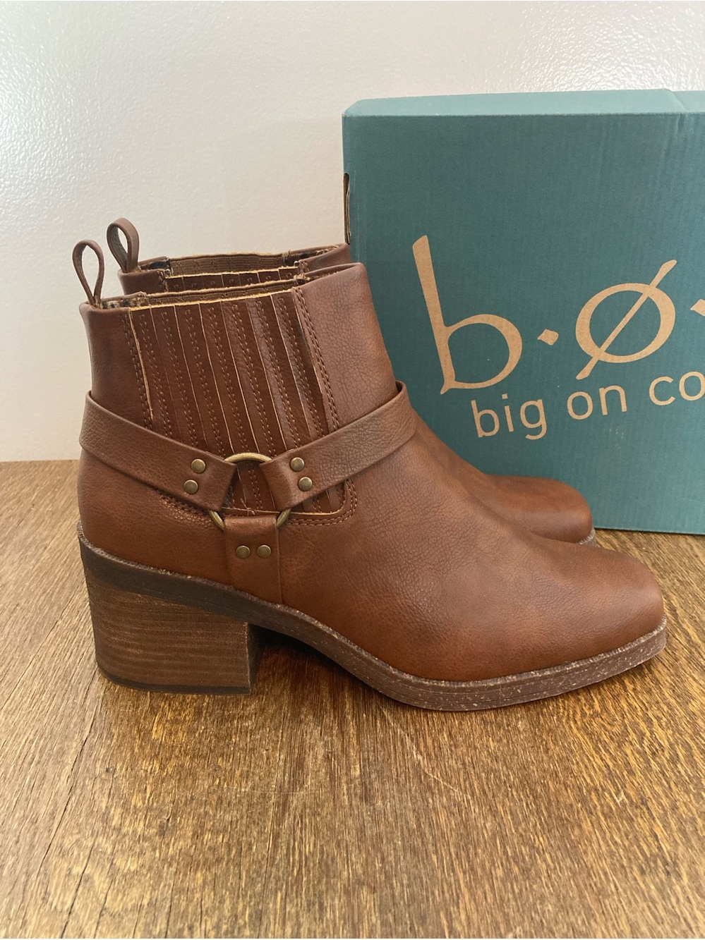 BOC Lowri Brown Harness Boot Women’s Size 11 NWB